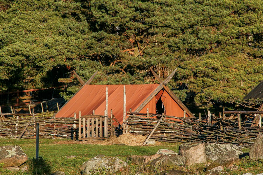 Viking tent - Vikingagården Gunnesgård